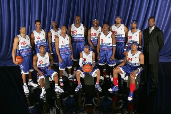 队发动猛烈 队发动猛烈